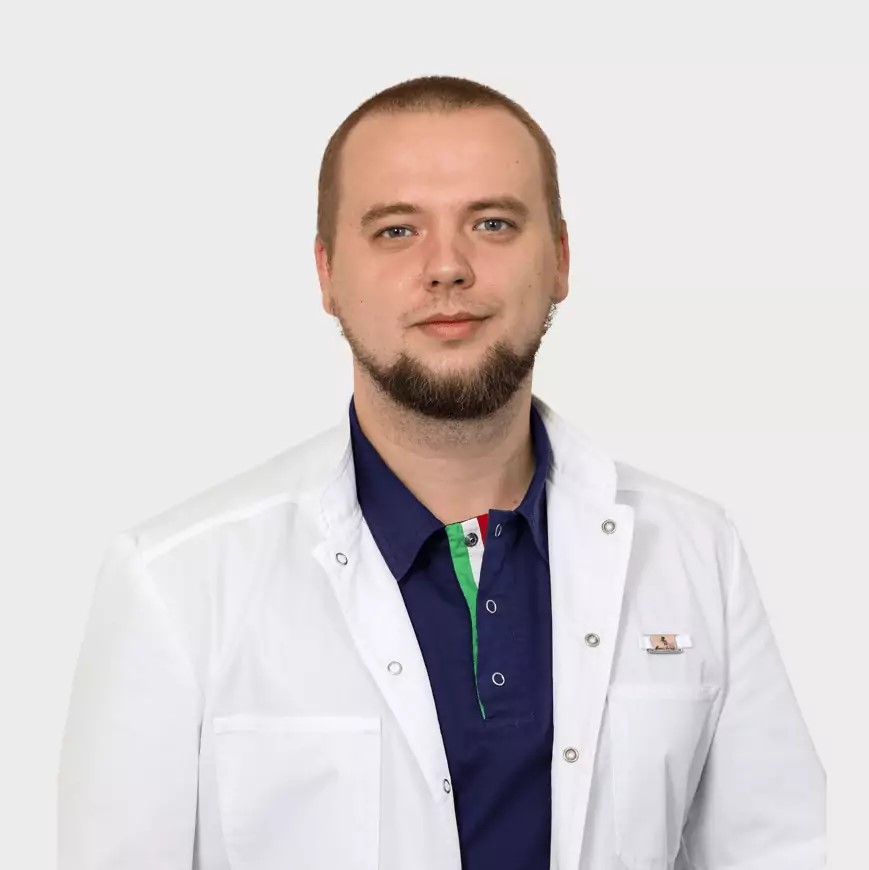 Врач Пономарев Руслан Русланович